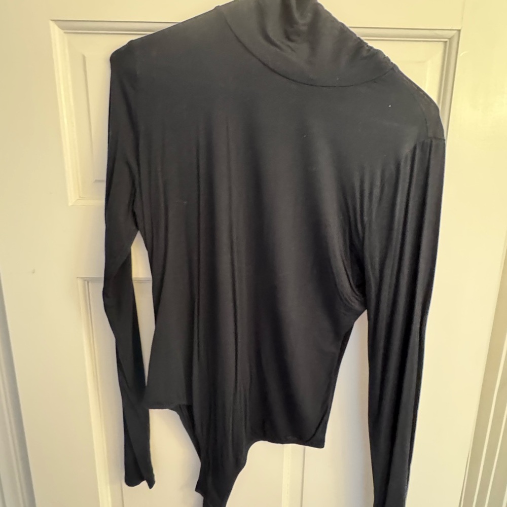 Hill House Black Garment